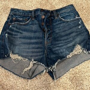 Abercrombie Mom short